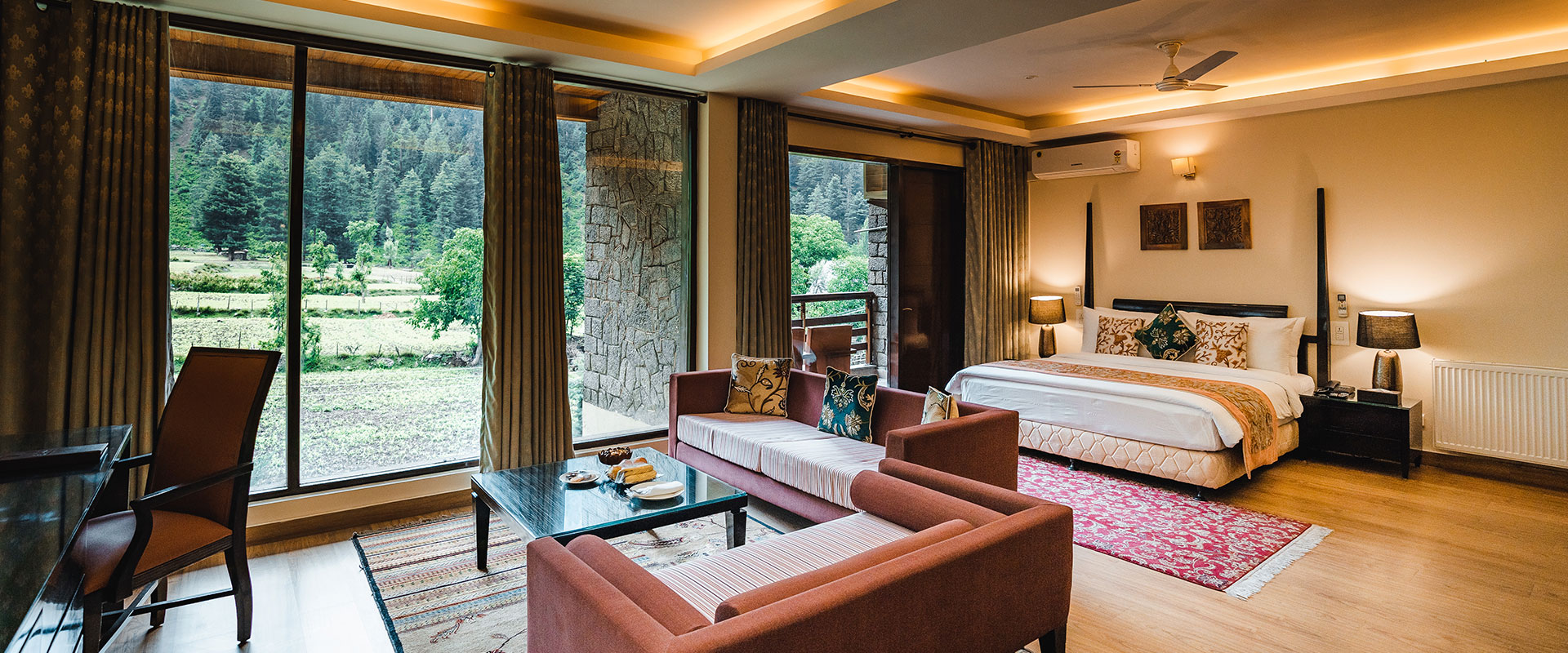 Luxury suite interior at Heevan Villas Sonmarg