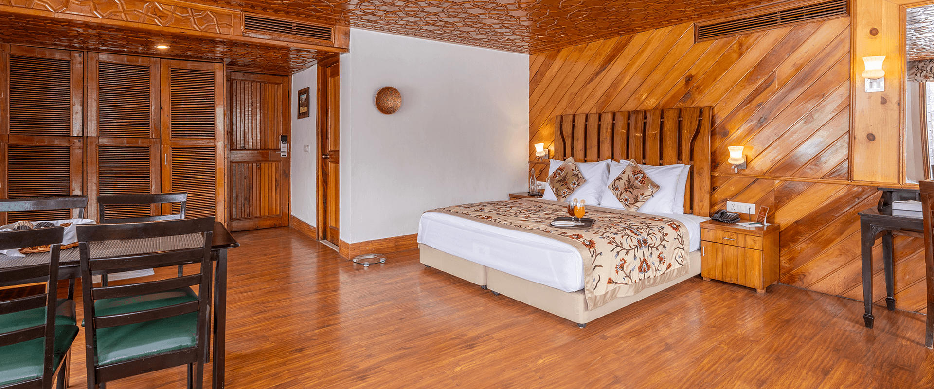 Deluxe Suites